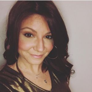 Meet your Posher, Roberta